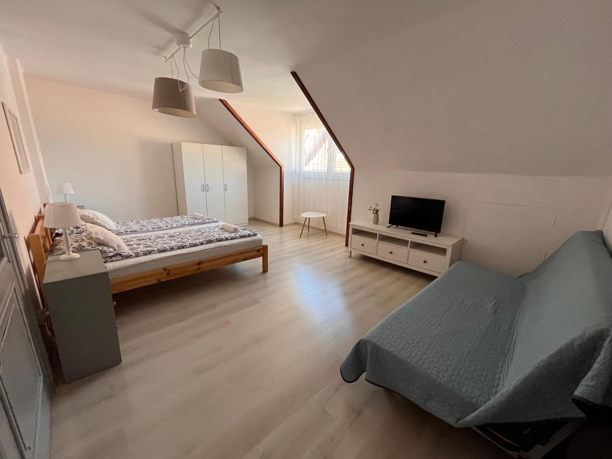 Pacsirta Apartman Grand Erlau Exterior foto